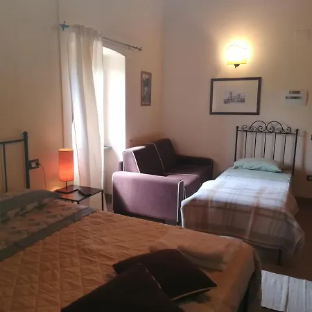Casale San Fortunato Bed and breakfast Spello