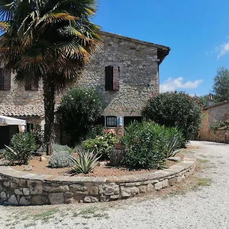 Casale San Fortunato Bed and breakfast Spello