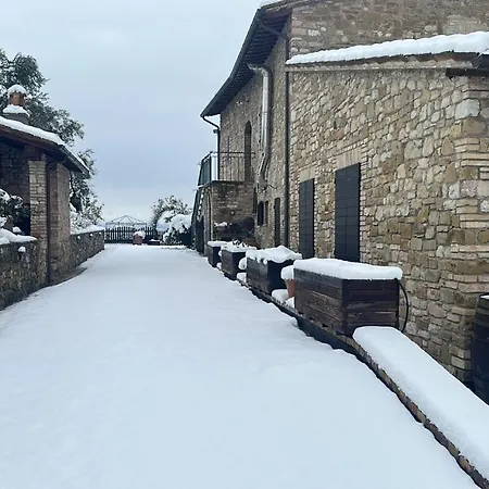 Casale San Fortunato Bed and breakfast Spello